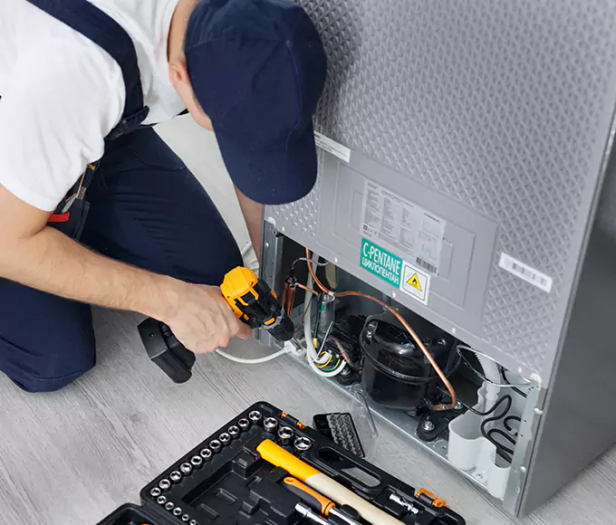 Why Athol Facility Managers Trust Athol Appliance Pro for Every Commercial Chiller Repair?