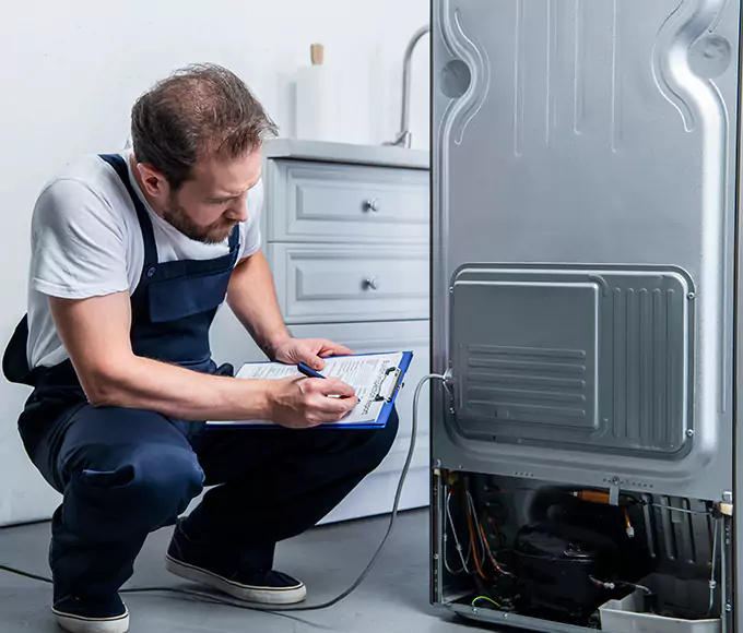 Why Athol, MA Homeowners Choose Athol Appliance Pro for Refrigerator Leak Repair?